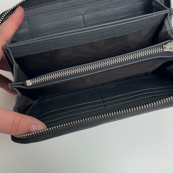 Gucci Dark Gray Leather Zipper Wallet - Picture 8 of 12